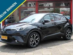 Zwart Gebruikt 2019 Toyota C-HR SUV | € 21.750 (Eerlijke prijs)
