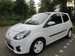 Wit Gebruikt 2011 Renault Twingo Collection Hatchback | € 2.950 (Eerlijke prijs)