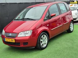 Rood Gebruikt 2006 Fiat Idea Emotion MPV | € 3.440 (Iets duurder)