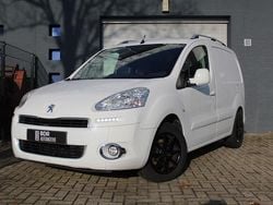 Wit Gebruikt 2015 Peugeot Partner Van | € 4.995 (Goede deal)