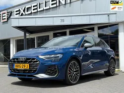Blauw Gebruikt 2024 Audi A3 Hatchback | € 69.950