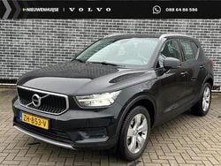 Zwart Gebruikt 2019 Volvo XC40 Momentum SUV | € 23.899 (Eerlijke prijs)
