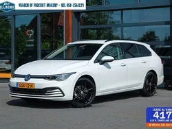 Wit Gebruikt 2022 VW Golf VIII Business Stationwagen | € 25.994 (Iets duurder)