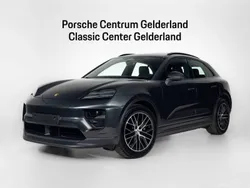 Vulkaangrijs metallic Gebruikt 2024 Porsche Macan SUV | € 99.900 (Iets duurder)