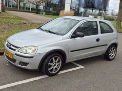 Zilver Gebruikt 2005 Opel Corsa Hatchback | € 1.000 (Goede deal)