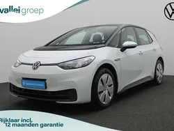 Wit Gebruikt 2023 VW ID.3 Pro Hatchback | € 24.950 (Eerlijke prijs)