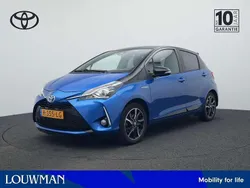 Blauw, metallic lak Gebruikt 2018 Toyota Yaris Hatchback | € 16.980 (Eerlijke prijs)
