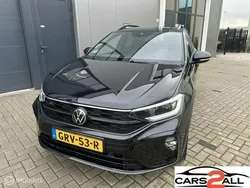 Zwart Gebruikt 2023 VW Taigo R-line SUV | € 29.950 (Eerlijke prijs)