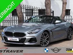 Grijs Gebruikt 2024 BMW Z4 M Sport Cabriolet | € 53.950 (Eerlijke prijs)