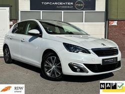 Wit Gebruikt 2015 Peugeot 308 Allure Hatchback | € 7.499 (Eerlijke prijs)