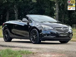 Zwart Gebruikt 2017 Opel Cascada Innovation Cabriolet | € 19.899 (Iets duurder)