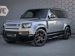 Grijs Gebruikt 2024 Land Rover Defender SE Dynamic SUV | € 104.700 (Duur)