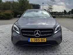 Grijs Gebruikt 2018 Mercedes GLA200 Premium Plus SUV | € 23.950 (Iets duurder)
