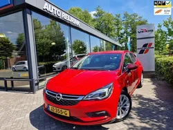 Rood Gebruikt 2016 Opel Astra Business Hatchback | € 7.250 (Eerlijke prijs)