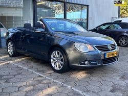 Grijs Gebruikt 2010 VW Eos Highline Cabriolet | € 3.850 (Eerlijke prijs)