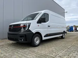 Wit Nieuw 2024 Renault Master Van | € 35.600 (Eerlijke prijs)