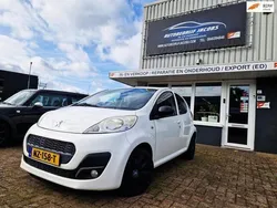 Wit Gebruikt 2012 Peugeot 107 Sportium Hatchback | € 2.450 (Eerlijke prijs)