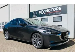 Grijs Nieuw 2025 Mazda 3 Exclusive-Line Hatchback | € 36.199 (Goede deal)