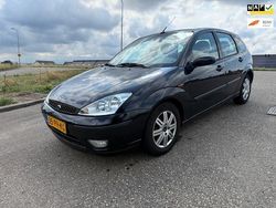 Zwart Gebruikt 2004 Ford Focus Futura Hatchback | € 2.499 (Iets duurder)