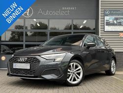 Grijs Gebruikt 2021 Audi A3 Sportback Business Hatchback | € 22.490 (Goede deal)