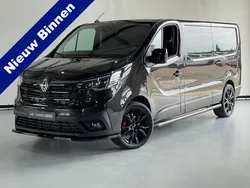 Zwart Gebruikt 2023 Renault Trafic Black Edition Van | € 33.950