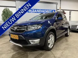 Blauw Gebruikt 2016 Dacia Sandero Lauréate Hatchback | € 6.995 (Iets duurder)