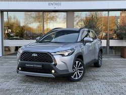 Zilver Gebruikt 2024 Toyota Corolla Hybrid Style MPV | € 35.950 (Goede deal)