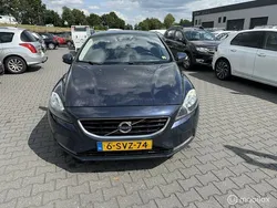 Blauw Gebruikt 2013 Volvo V40 Kinetic Stationwagen | € 4.850 (Eerlijke prijs)