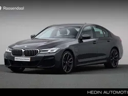 Grijs, metallic lak Gebruikt 2022 BMW 545 Comfort Edition Sedan | € 55.880 (Eerlijke prijs)