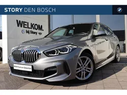 Skyscraper grey Gebruikt 2023 BMW 120 M Sport Hatchback | € 29.950 (Goede deal)