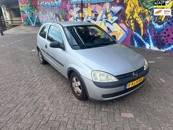 Grijs Gebruikt 2002 Opel Corsa Hatchback | € 795 (Eerlijke prijs)