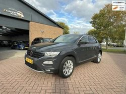 Grijs Gebruikt 2021 VW T-Roc Sport SUV | € 23.999 (Goede deal)