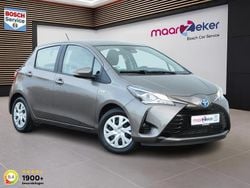 Grijs Gebruikt 2019 Toyota Yaris Hybrid Active Hatchback | € 16.450 (Goede deal)