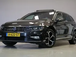 Grijs Gebruikt 2020 VW Passat Business Stationwagen | € 25.445 (Duur)