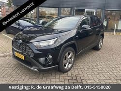 Zwart Gebruikt 2021 Toyota RAV4 Style SUV | € 33.400