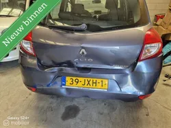 Blauw Gebruikt 2009 Renault Clio II Dynamique Hatchback | € 2.750 (Super prijs)