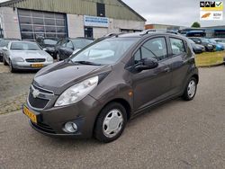 Bruin Gebruikt 2011 Chevrolet Spark LS Hatchback | € 1.800 (Eerlijke prijs)