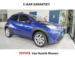 Blauw Gebruikt 2024 Toyota Aygo Hatchback | € 18.399 (Goede deal)