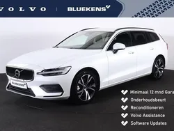 Wit Gebruikt 2023 Volvo V60 Core Stationwagen | € 37.900 (Super prijs)