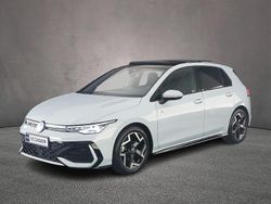 Blauw Gebruikt 2024 VW Golf VIII R-line Edition Hatchback | € 42.900