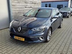 Grijs Gebruikt 2018 Renault Mégane GT Line GT-Line Hatchback | € 12.500 (Eerlijke prijs)