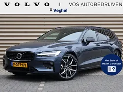 Blauw Gebruikt 2022 Volvo V60 R-Design Stationwagen | € 41.950 (Duur)