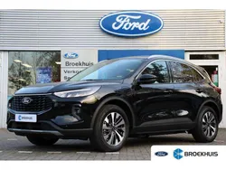 Zwart Nieuw 2025 Ford Kuga Titanium SUV | € 39.900 (Super prijs)