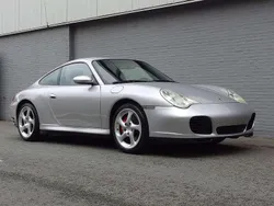 Zilver, metallic lak Gebruikt 2002 Porsche 911 Carrera 4S Coupé | € 48.500 (Eerlijke prijs)