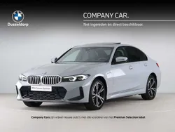 Grijs Gebruikt 2025 BMW 330e Comfort Edition Sedan | € 64.900 (Eerlijke prijs)