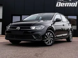 Zwart Gebruikt 2024 VW Polo Life Sedan | € 19.450 (Goede deal)
