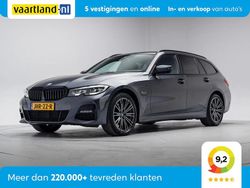 Grijs Gebruikt 2022 BMW 320e Executive Stationwagen | € 25.409 (Goede deal)