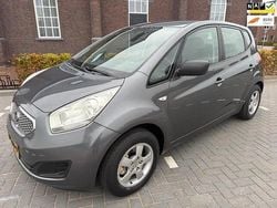Grijs Gebruikt 2010 Kia Venga Hatchback | € 3.750 (Eerlijke prijs)