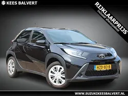 Zwart Gebruikt 2025 Toyota Aygo Play Hatchback | € 20.450 (Goede deal)