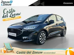 Agate black (donker zwart) Gebruikt 2023 Ford Fiesta Titanium Hatchback | € 17.890 (Goede deal)